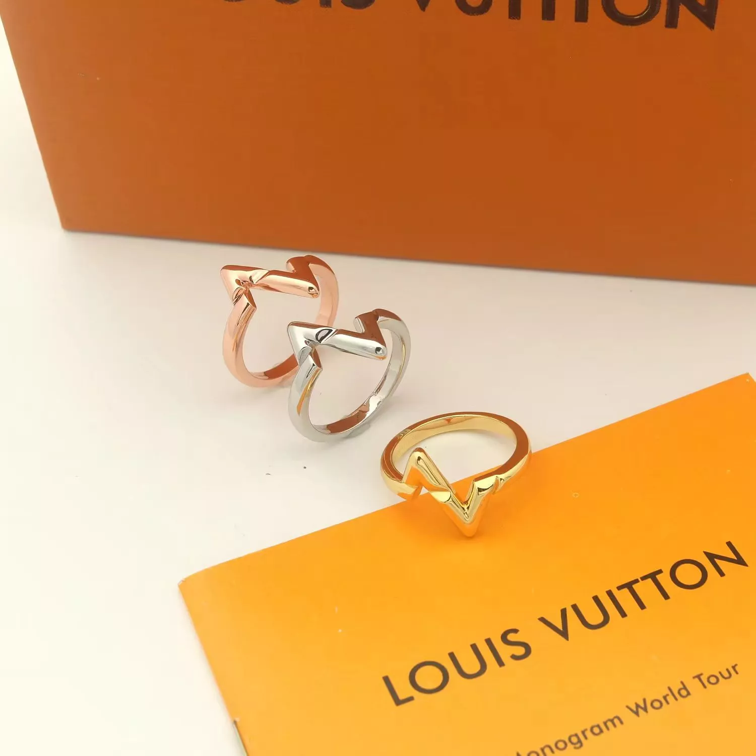 Soft 9505 Louis Vuitton LV Rings