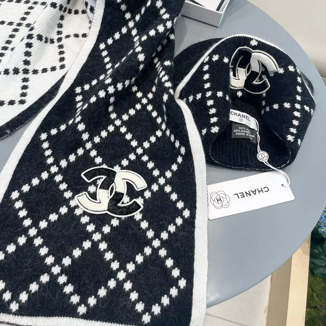 Soft 9623 Chanel Hat and Scarf Set
