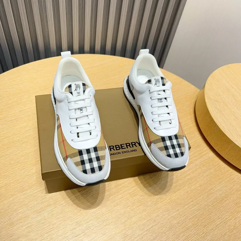 Soft 9739 Burberry Casual Shoes For Men
