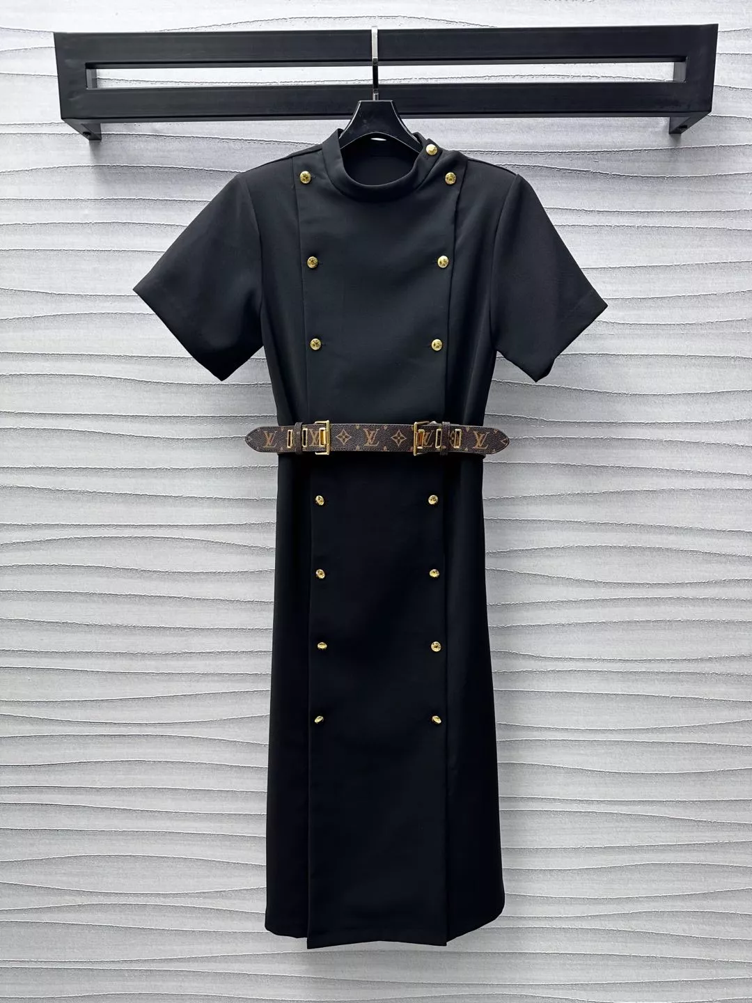 Soft 9792 Louis Vuitton LV Dresses Short Sleeved For Women
