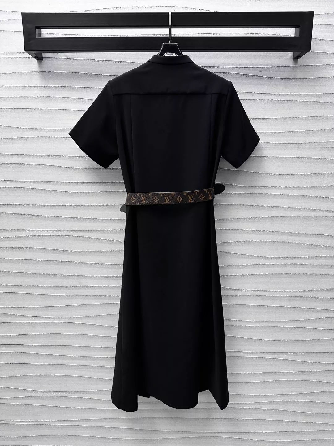 Soft 9792 Louis Vuitton LV Dresses Short Sleeved For Women