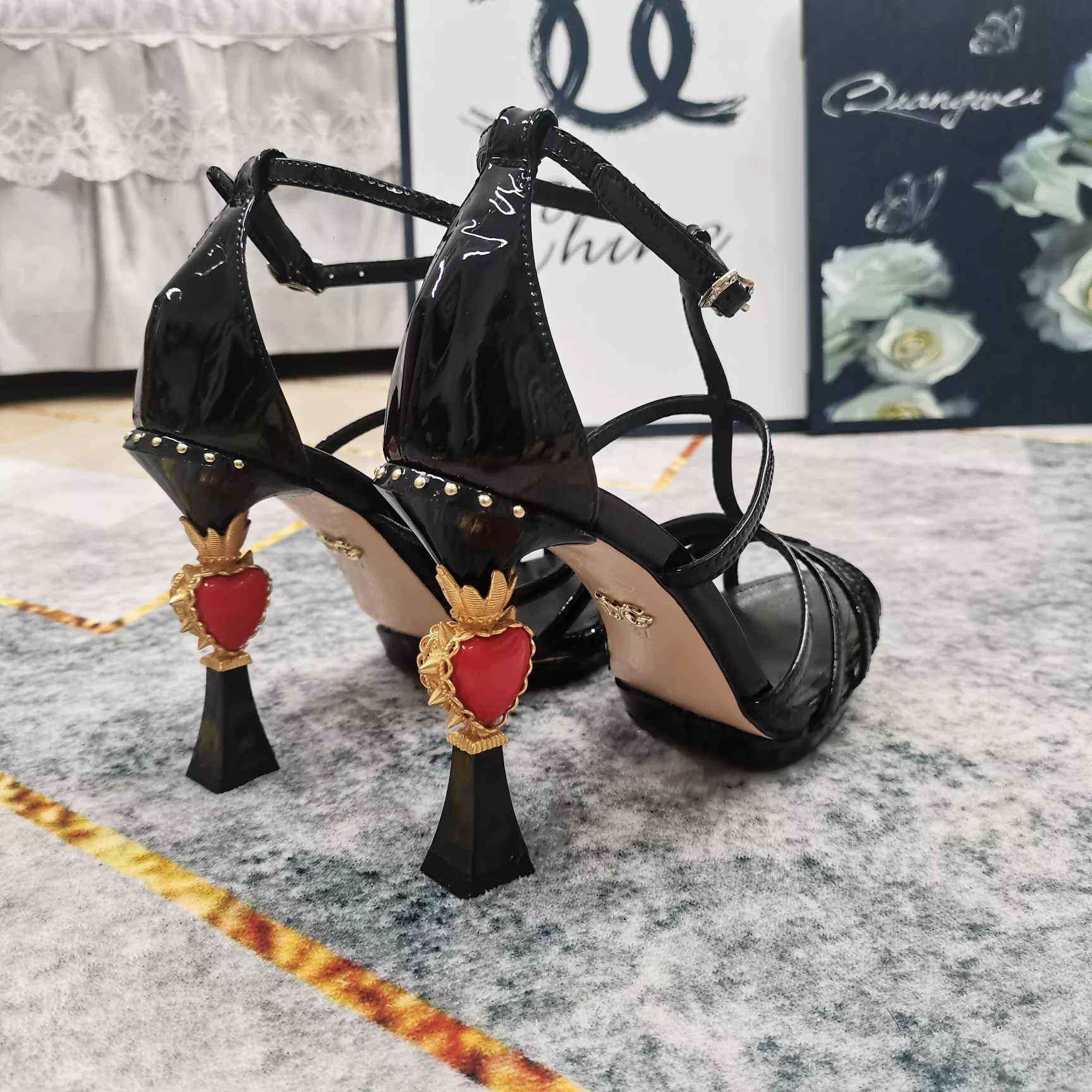 Soft 9917 Dolce & Gabbana D&G Sandal For Women