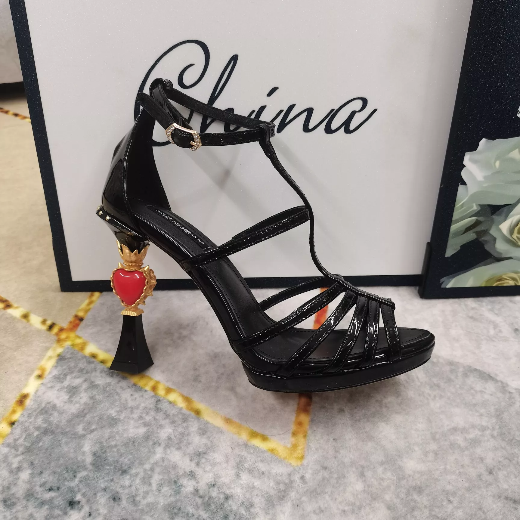 Soft 9917 Dolce & Gabbana D&G Sandal For Women