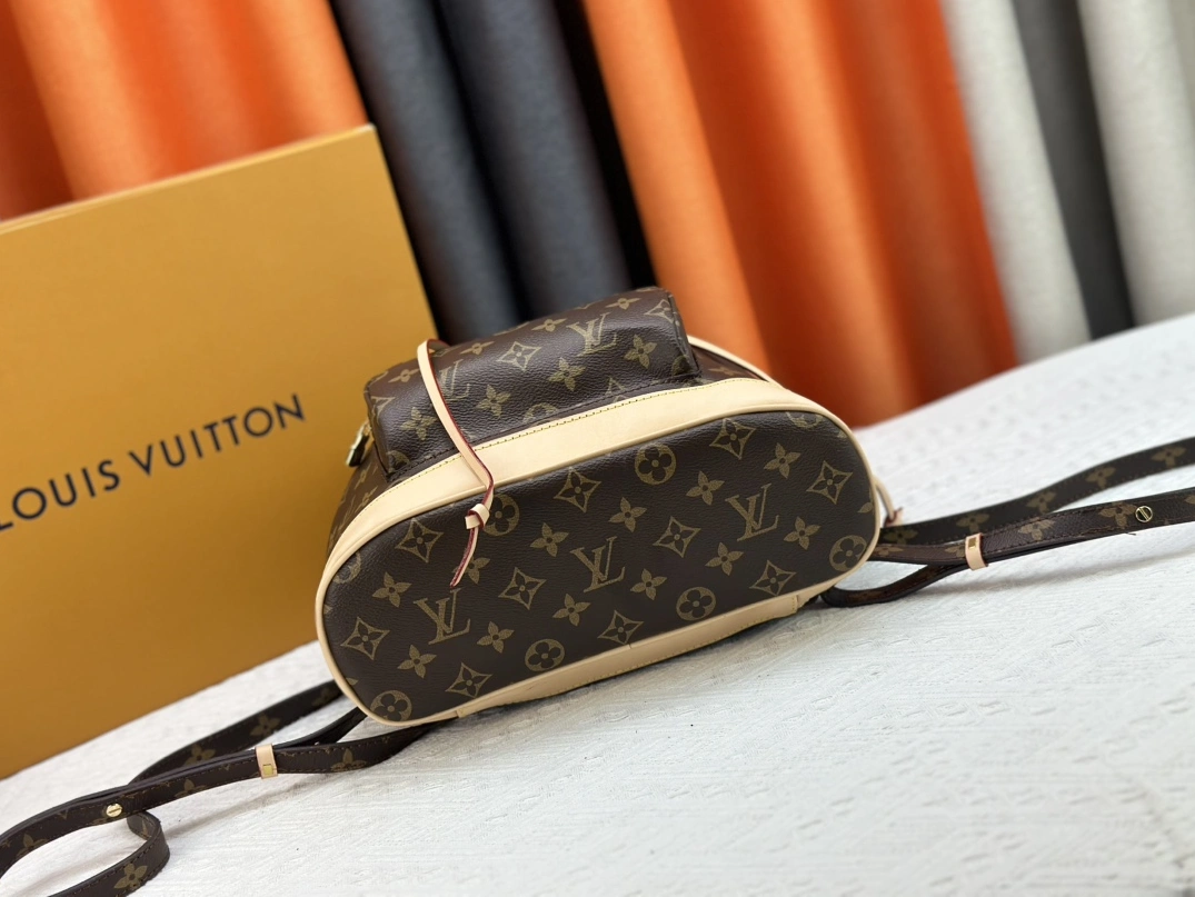 Soft 9923 Louis Vuitton AAA Quality Backpacks For Women