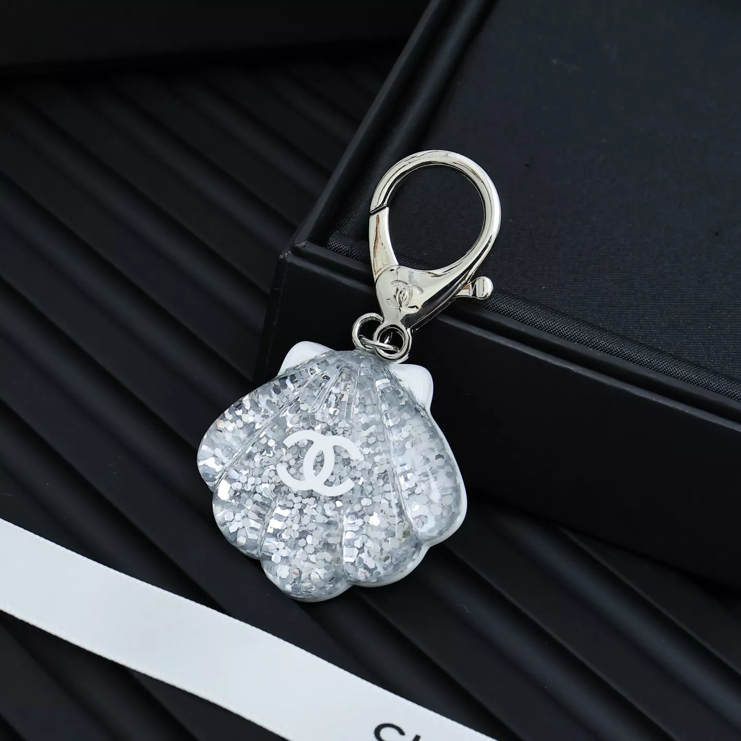 Sophisticated 1020 Chanel Key Holder And Bag Buckle