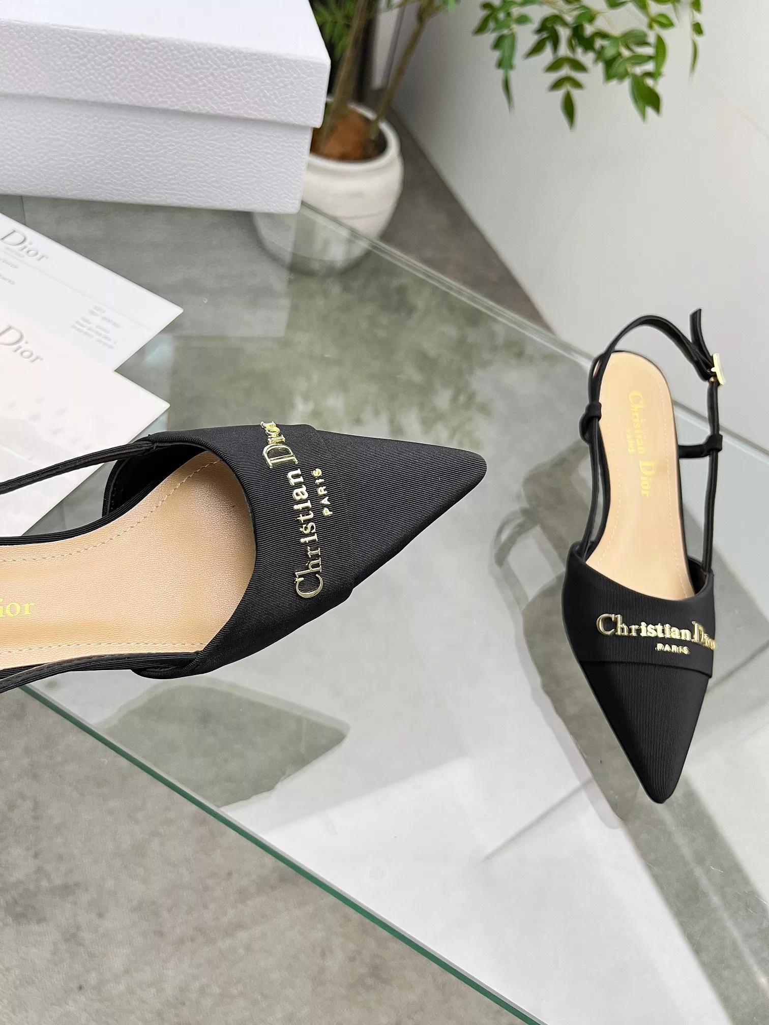 Sophisticated 1075 Christian Dior Sandal For Women