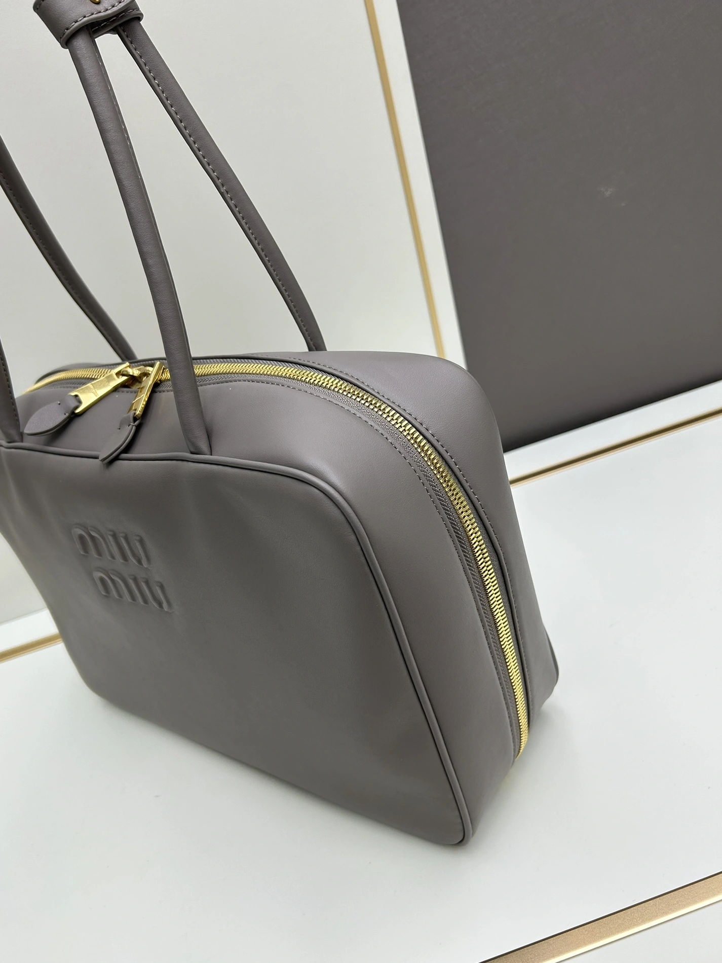 Sophisticated 118 MIU MIU AAA Quality Handbags For Women