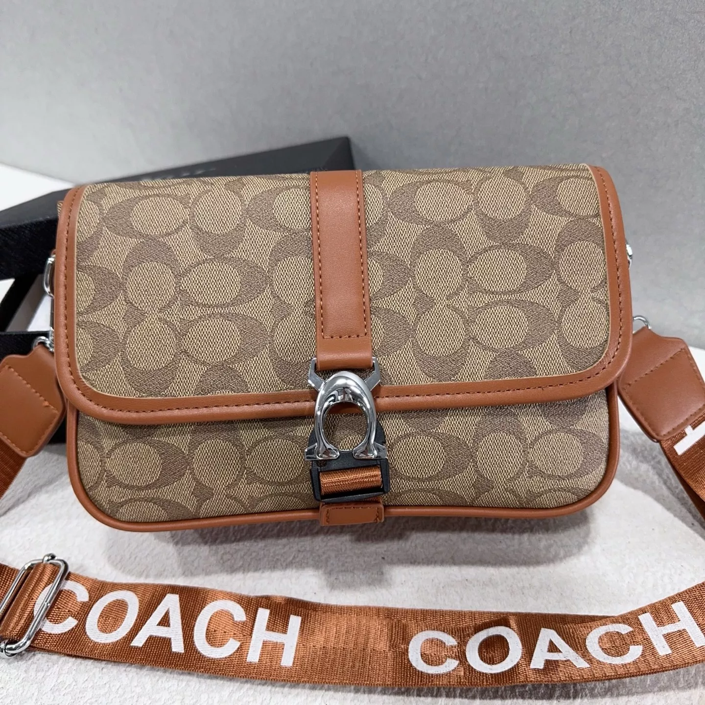 Sophisticated 1259 Coach Messenger Bag For Women