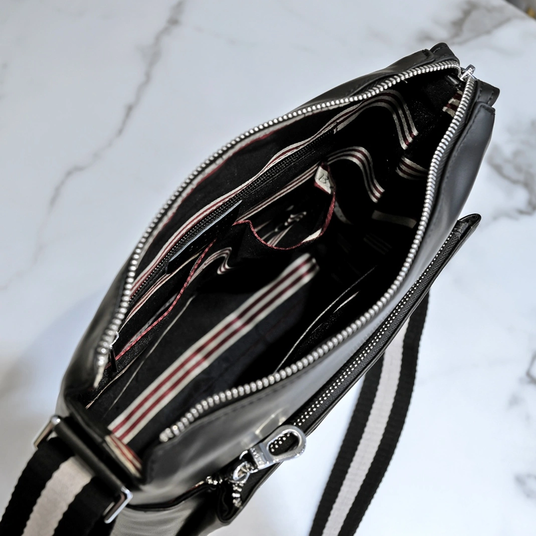 Sophisticated 1324 Bally AAA Man Messenger Bags