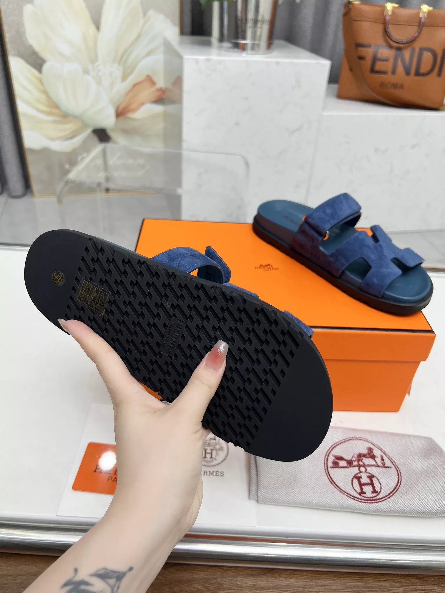 Sophisticated 1421 Hermes Slippers For Men