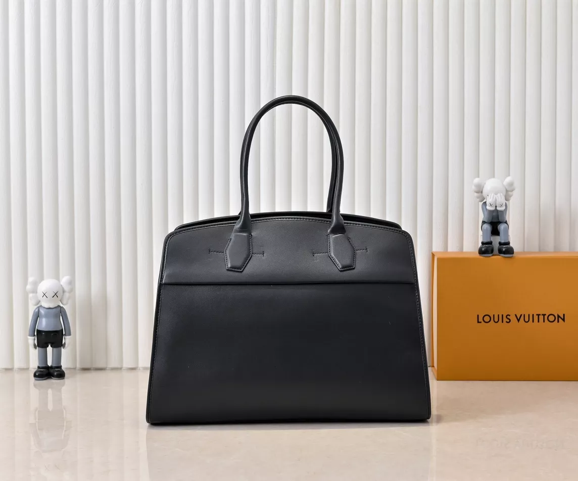 Sophisticated 1544 Louis Vuitton AAA Quality Handbags For Women
