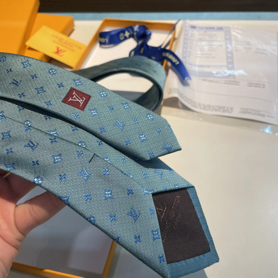 Sophisticated 1598 Louis Vuitton LV Necktie For Men