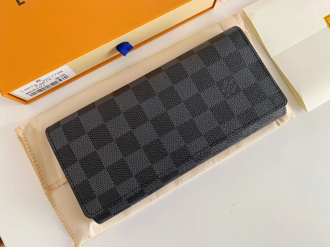 Sophisticated 1787 Louis Vuitton LV Wallets For Women