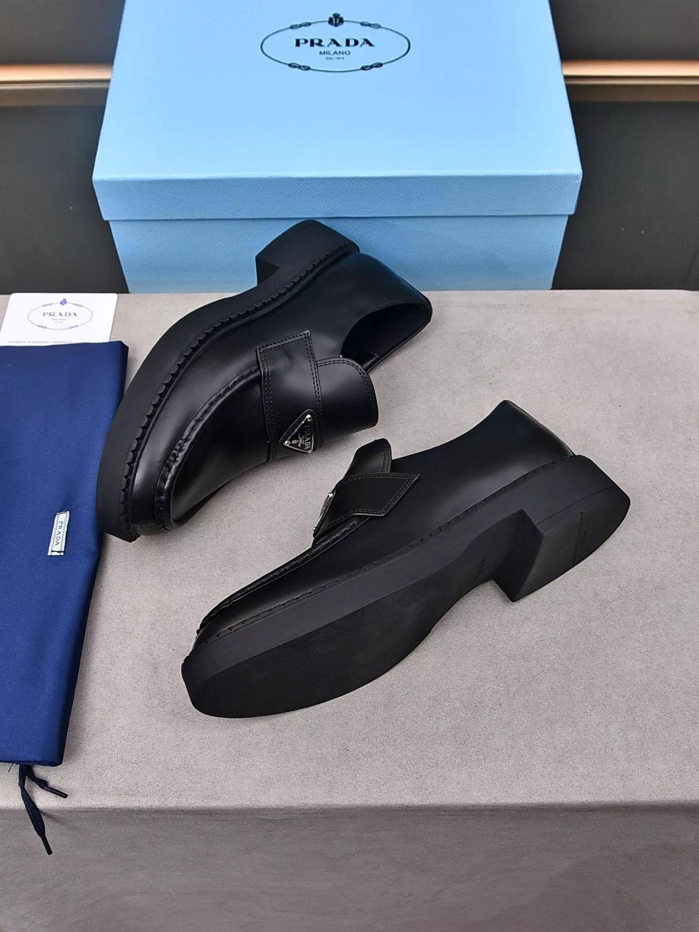 Sophisticated 1854 Prada Leather Shoes For Men