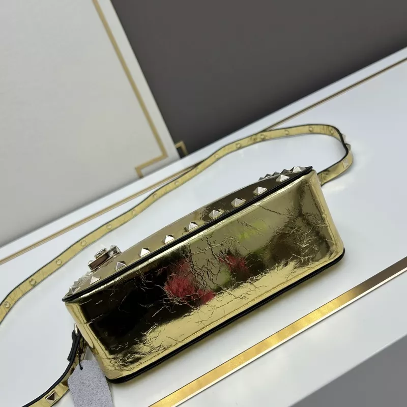 Sophisticated 1868 Valentino AAA Quality Messenger Bags For Women