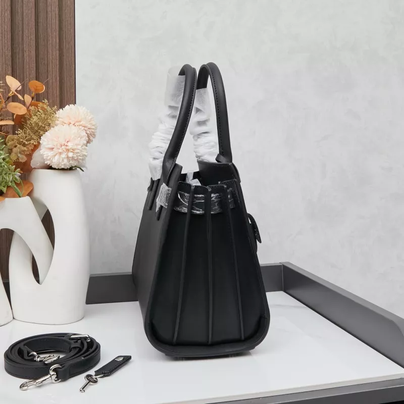Sophisticated 1879 Yves Saint Laurent AAA Quality Handbags For Women