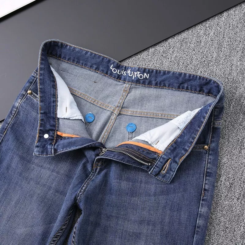 Sophisticated 198 Louis Vuitton LV Jeans For Men
