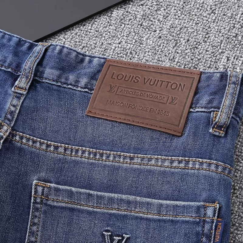Sophisticated 198 Louis Vuitton LV Jeans For Men