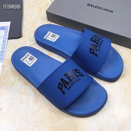 Sophisticated 1996 Balenciaga Slippers For Men