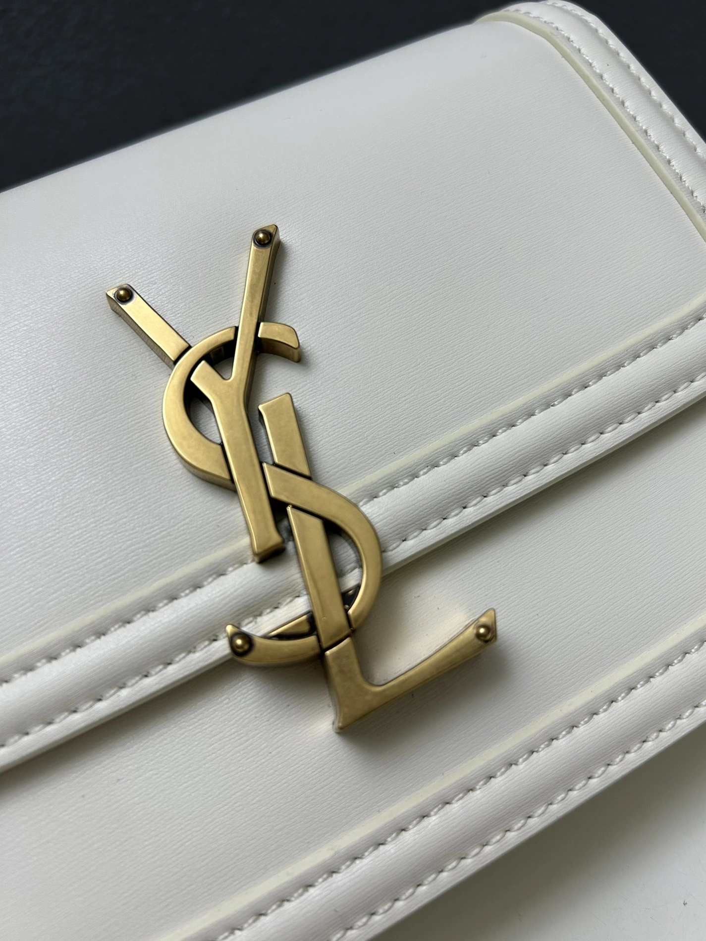 Sophisticated 2008 Yves Saint Laurent YSL AAA Quality Messenger Bags For Women