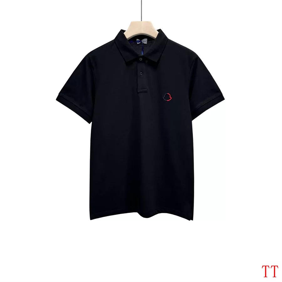 Sophisticated 2240 Moncler T-Shirts Short Sleeved For Men