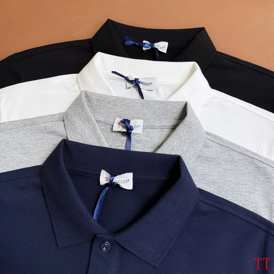 Sophisticated 2240 Moncler T-Shirts Short Sleeved For Men
