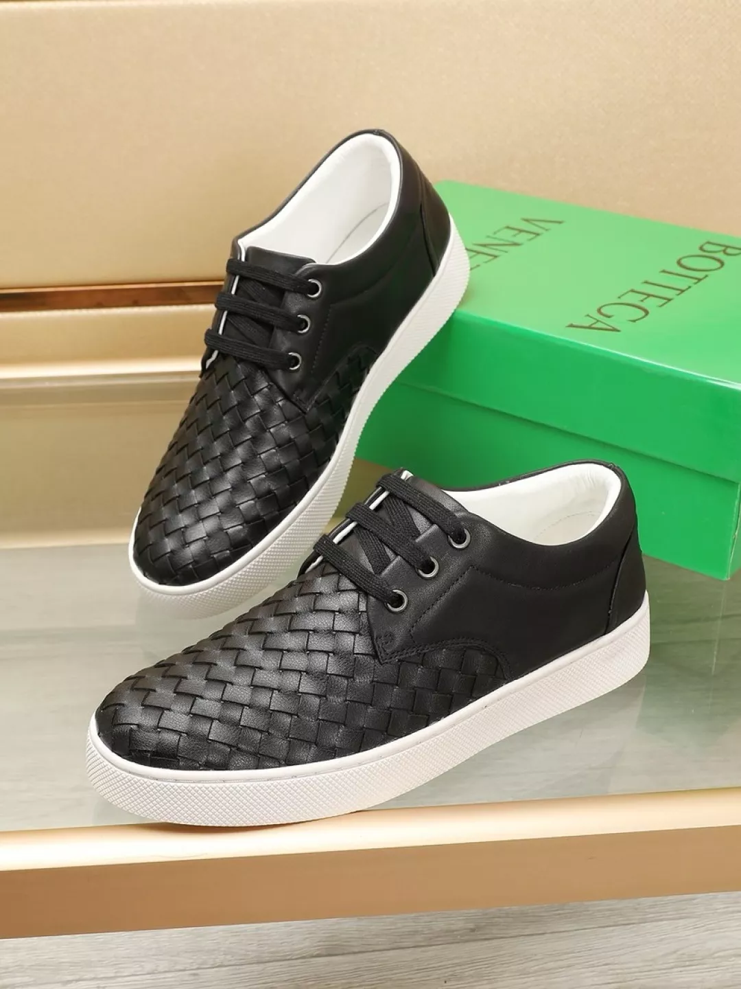 Sophisticated 2301 Bottega Veneta BV Casual Shoes For Men