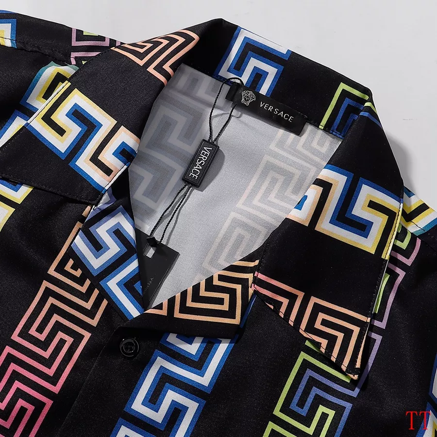 Sophisticated 2372 Versace Tracksuits Short Sleeved For Men