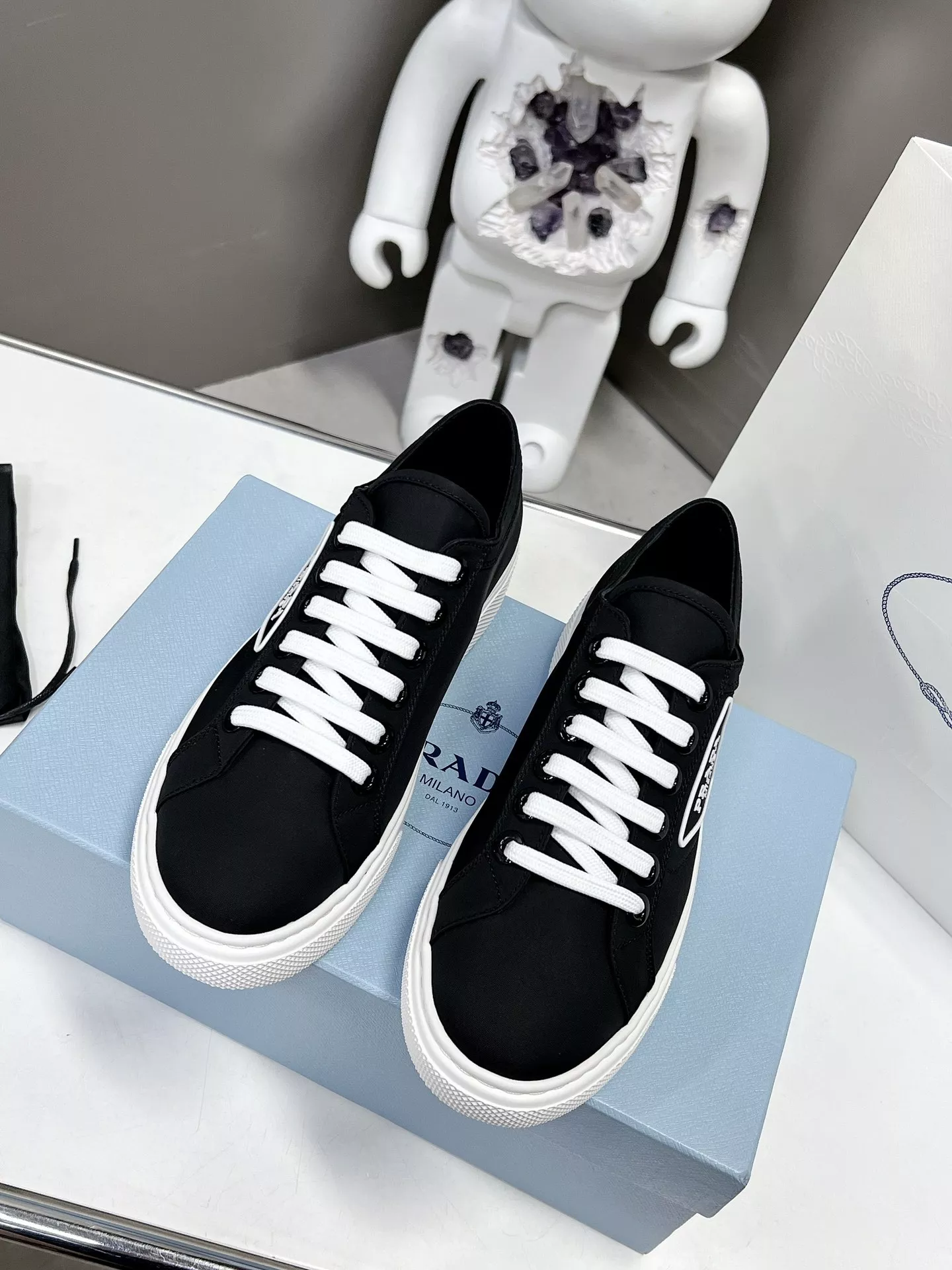 Sophisticated 2490 Prada Casual Shoes For Women