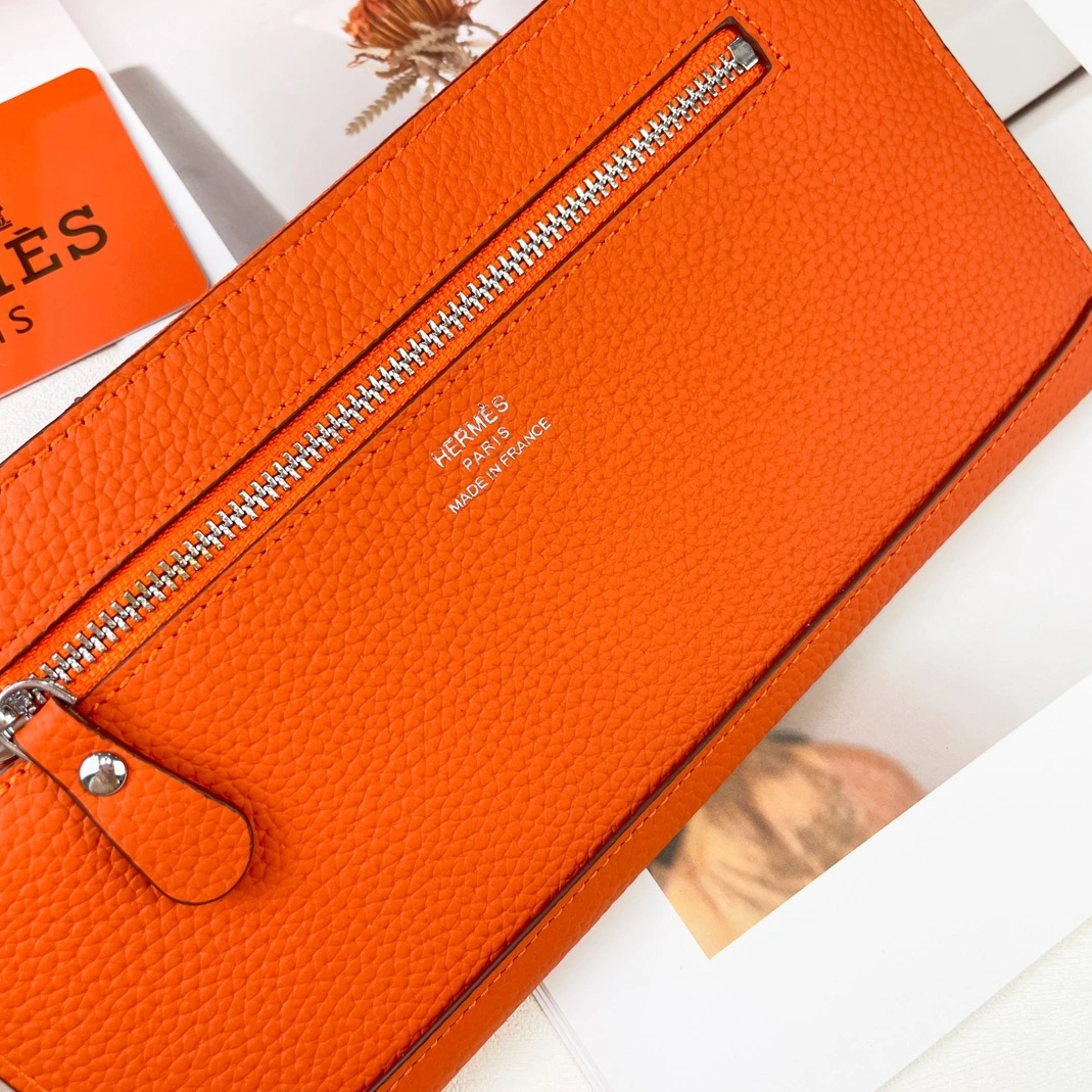 Sophisticated 252 Hermes Card Case For Women