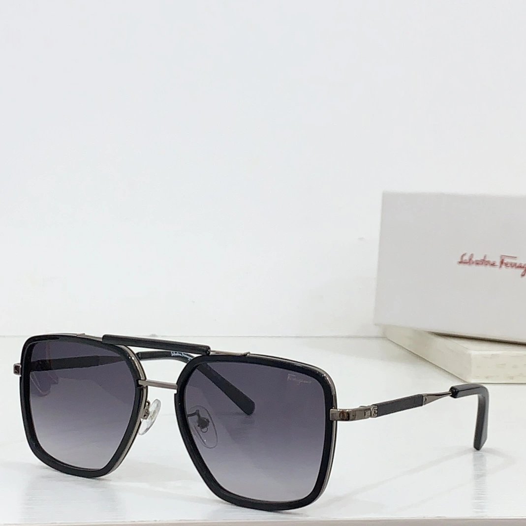 Sophisticated 270 Salvatore Ferragamo AAA Quality Sunglasses