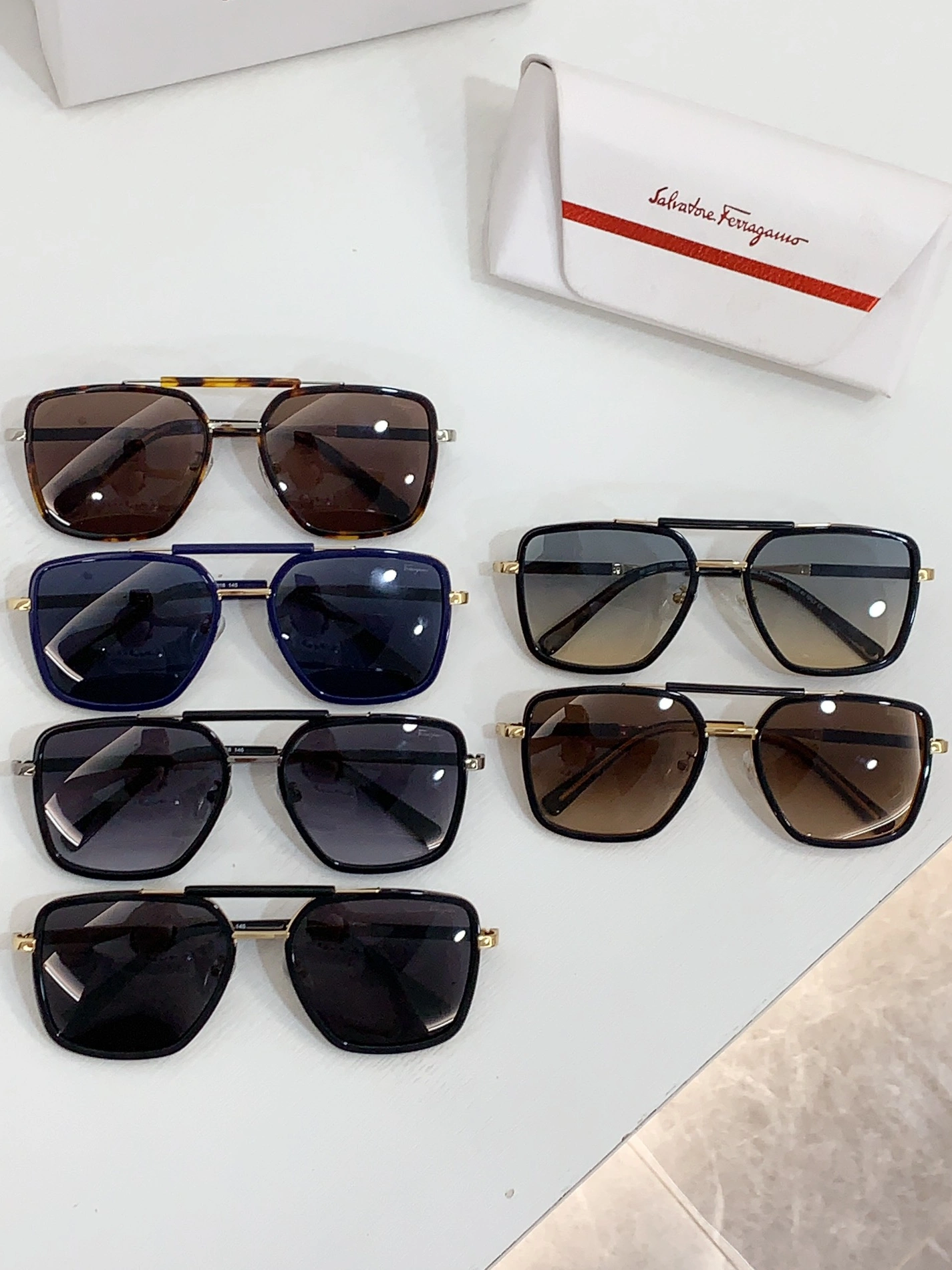 Sophisticated 270 Salvatore Ferragamo AAA Quality Sunglasses