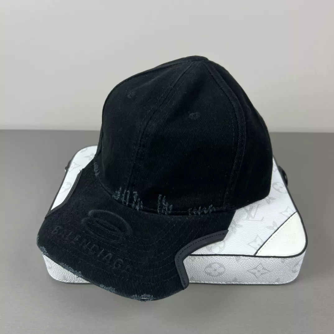 Sophisticated 2746 Balenciaga Caps