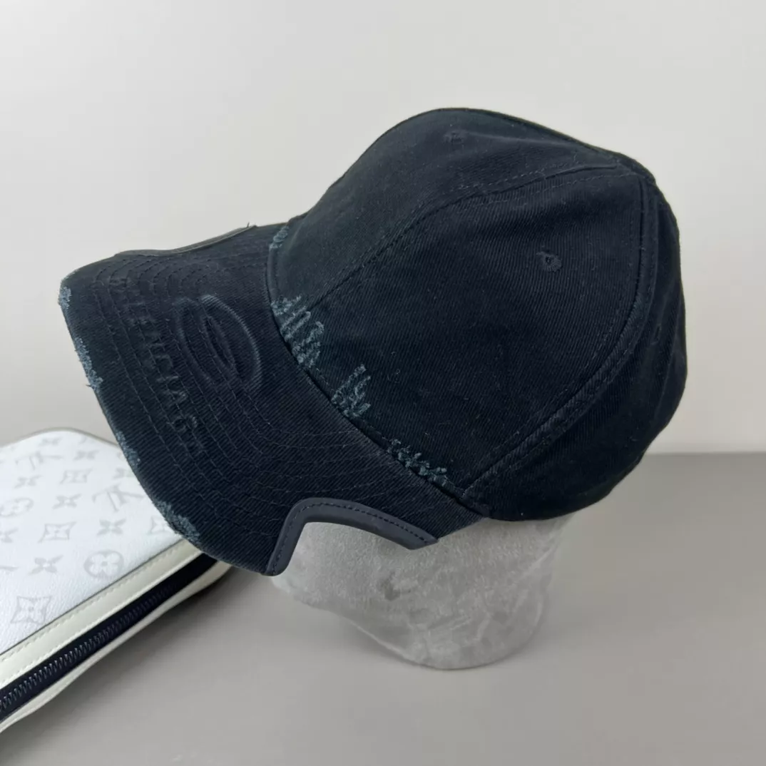 Sophisticated 2746 Balenciaga Caps