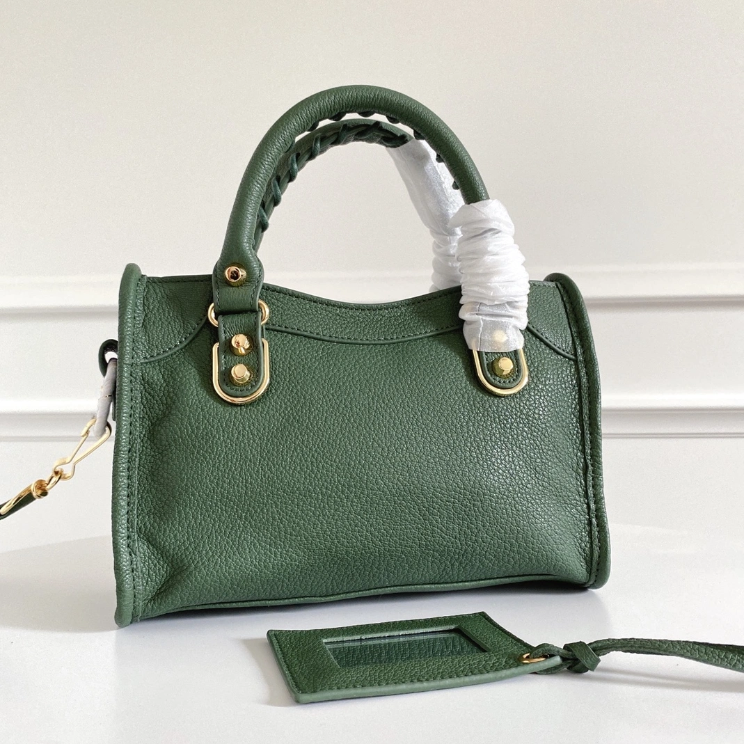 Sophisticated 2865 Balenciaga AAA Quality Handbags For Women