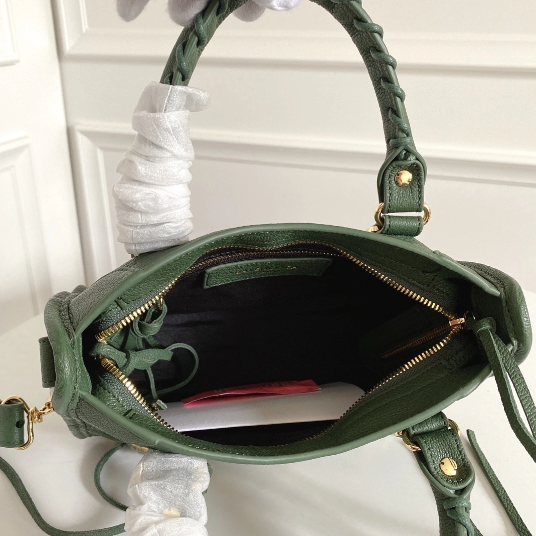 Sophisticated 2865 Balenciaga AAA Quality Handbags For Women