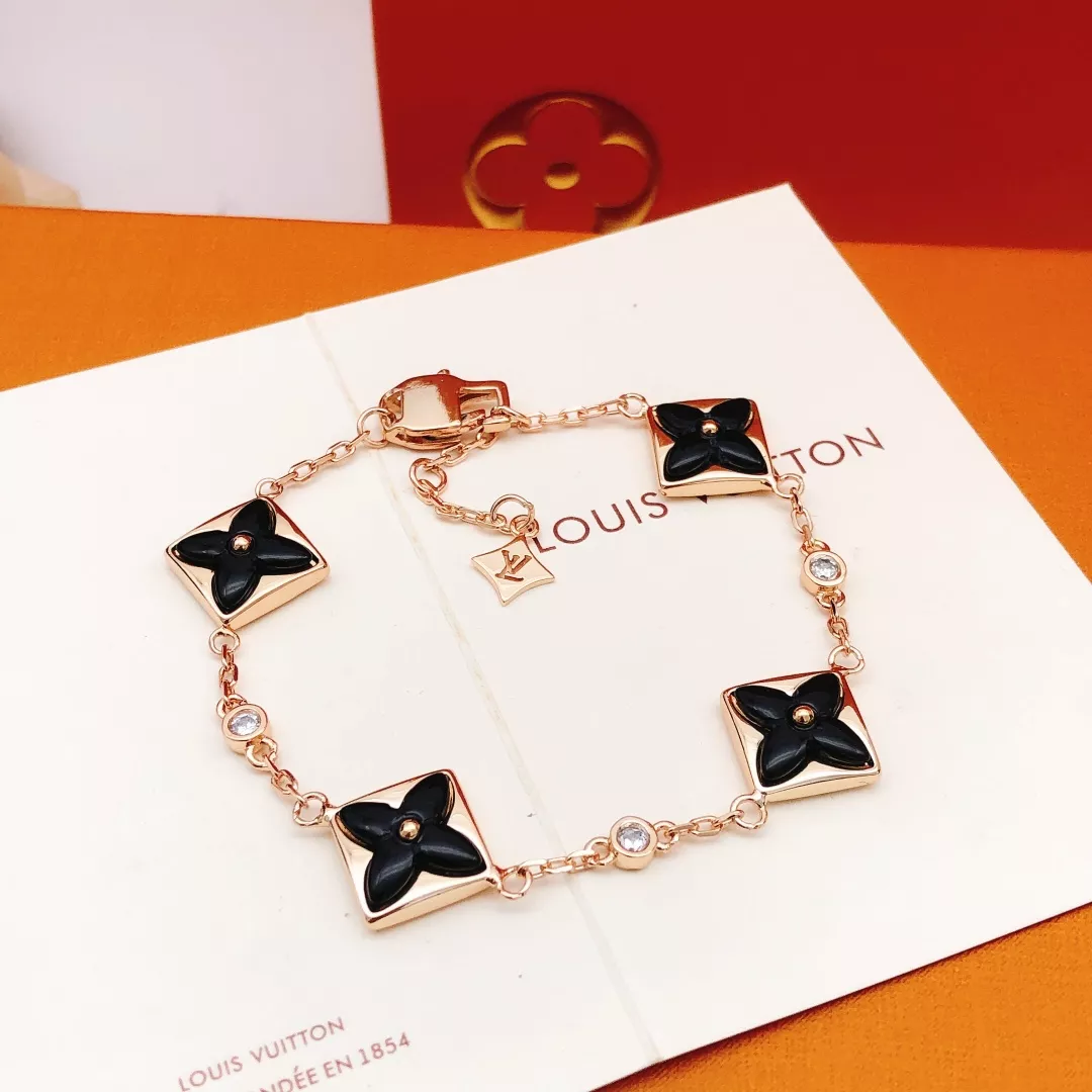 Sophisticated 2891 Louis Vuitton LV Bracelets