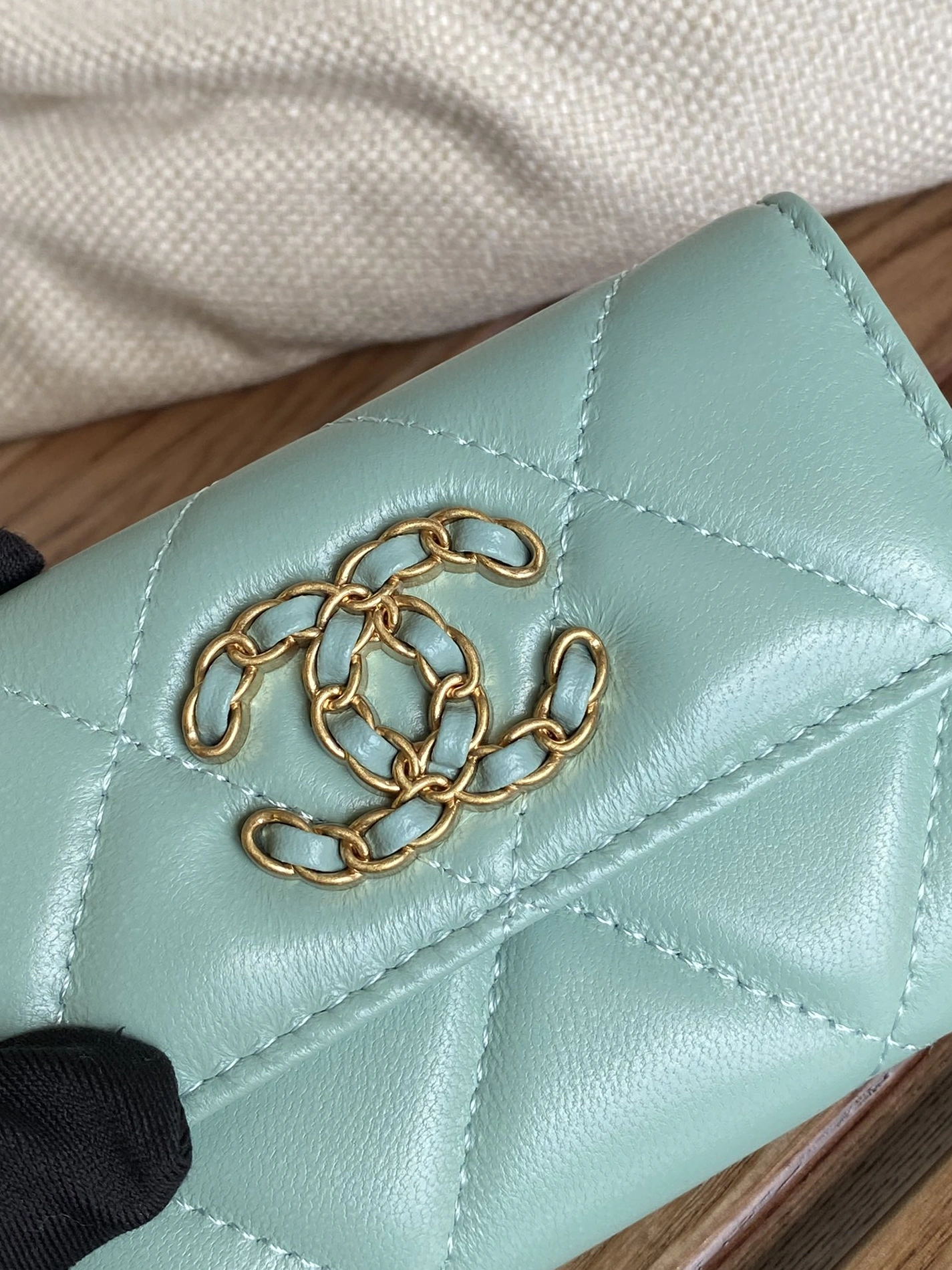 Sophisticated 2909 Chanel Wallets