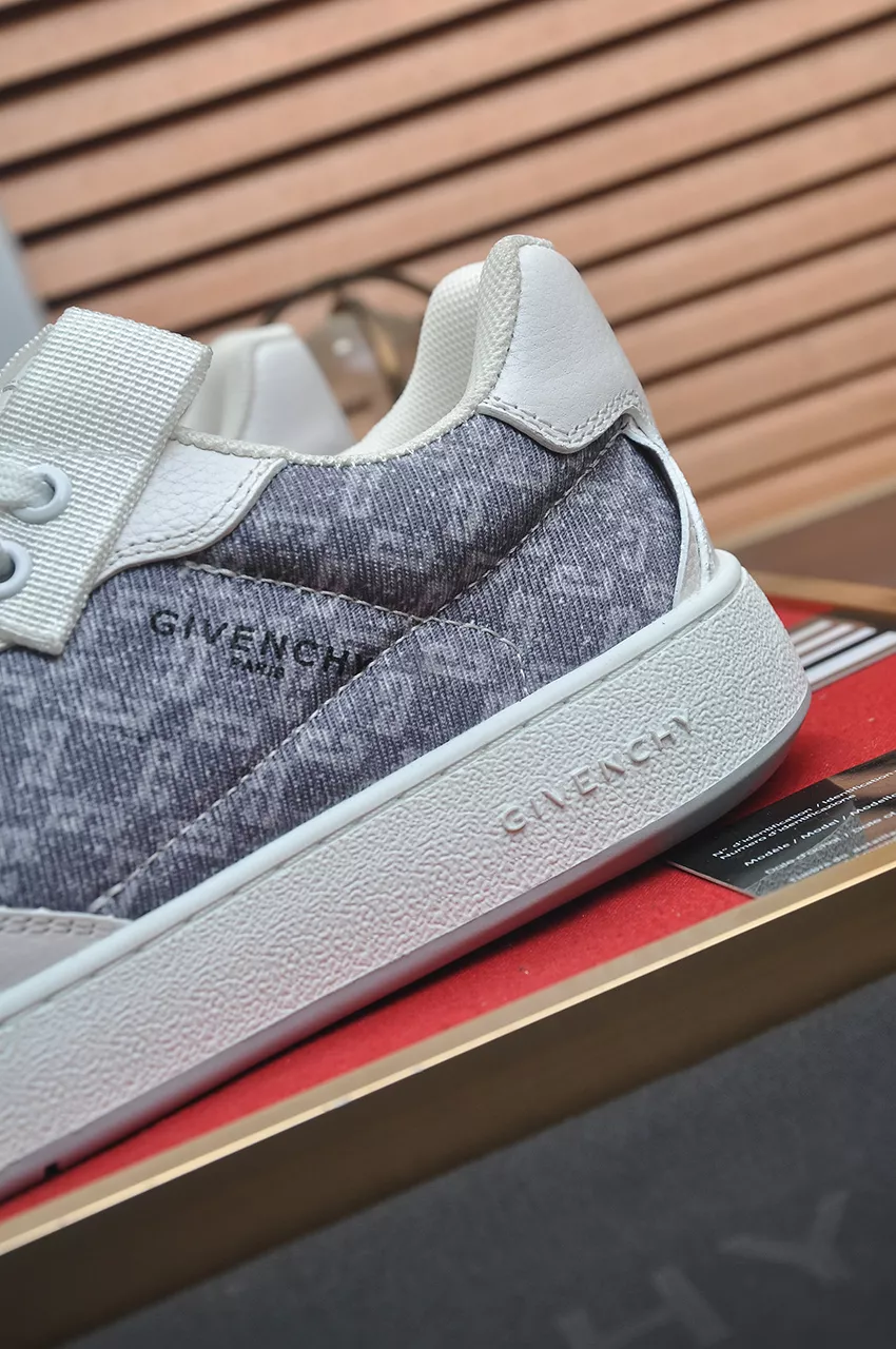Sophisticated 297 Givenchy Casual Shoes For Men