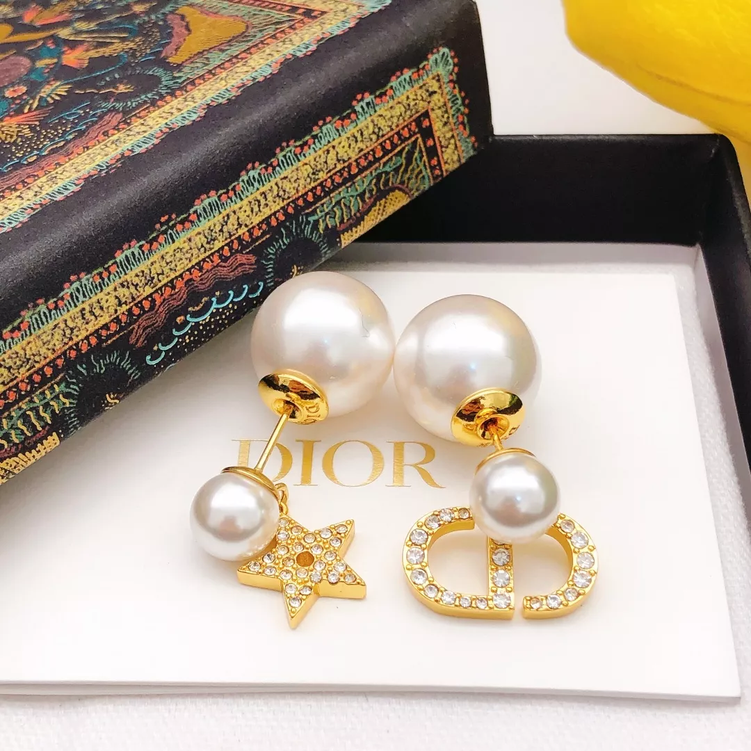 Sophisticated 3014 Christian Dior Earrings For Women