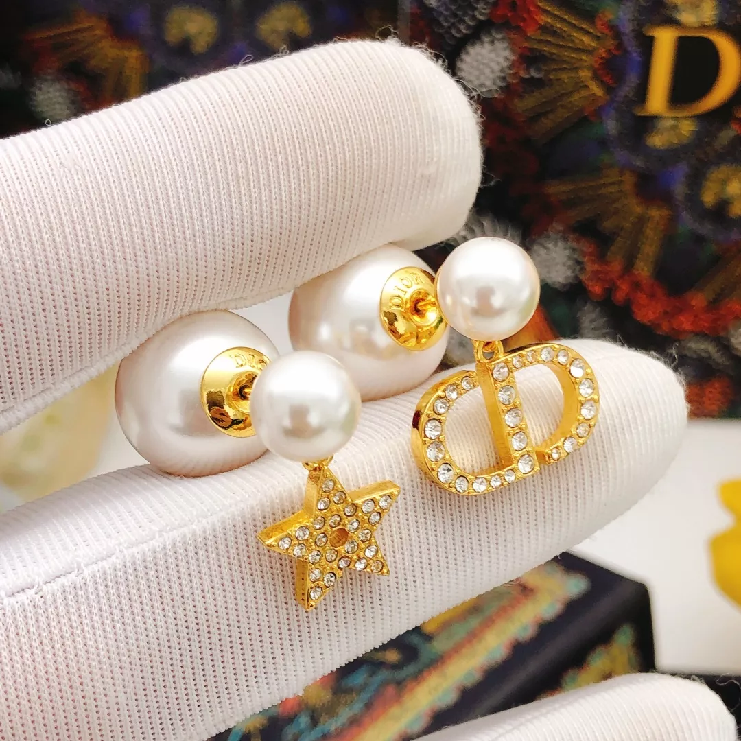 Sophisticated 3014 Christian Dior Earrings For Women