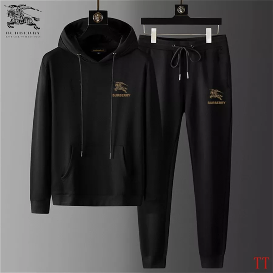 Sophisticated 3027 Burberry Tracksuits Long Sleeved For Men