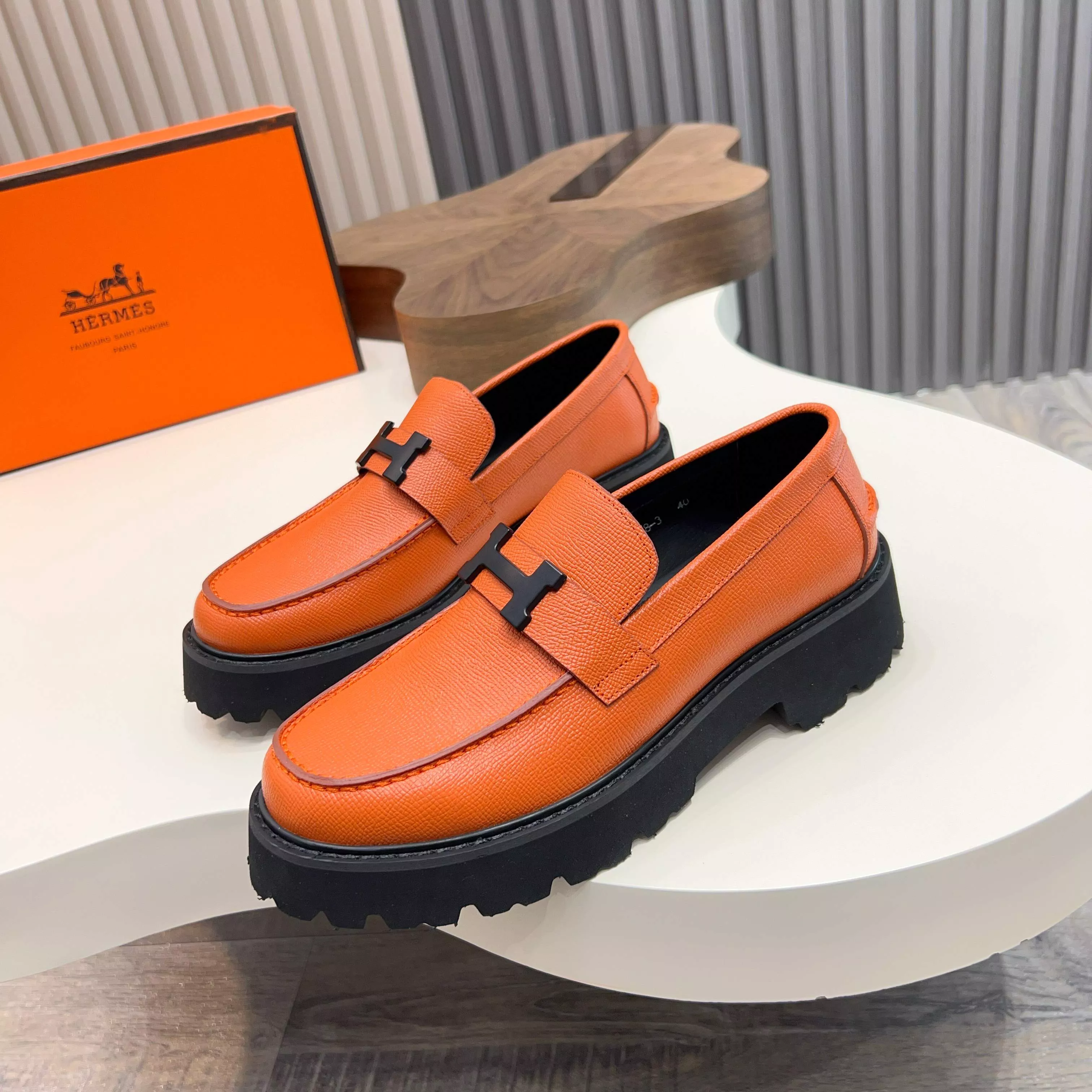 Sophisticated 322 Hermes Leather Shoes For Men