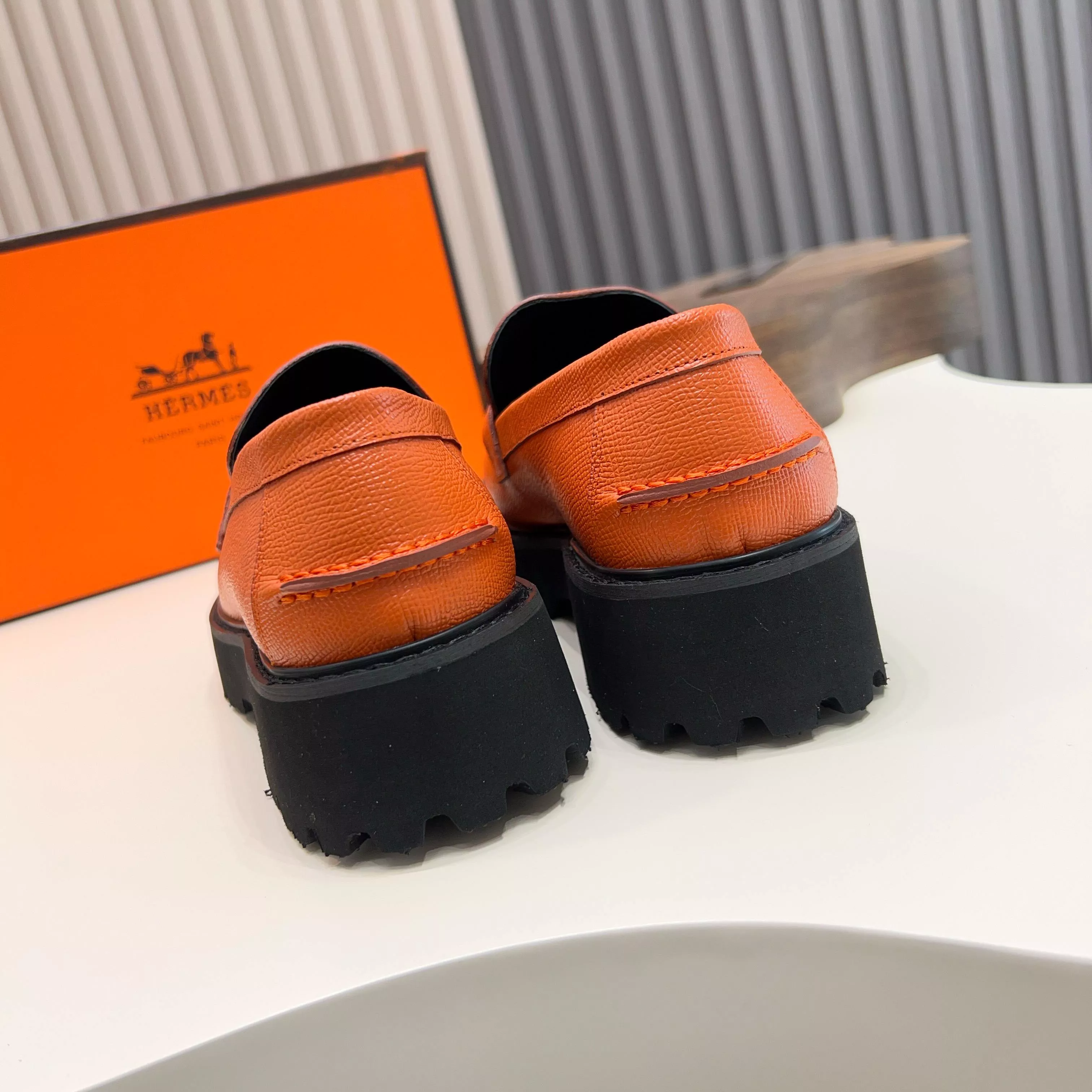 Sophisticated 322 Hermes Leather Shoes For Men