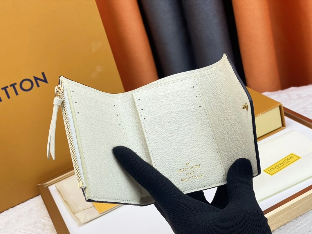 Sophisticated 3266 Louis Vuitton AAA Quality Wallets