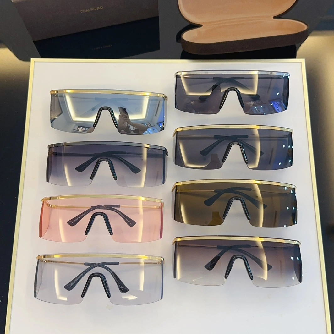 Sophisticated 370 Tom Ford AAA Quality Sunglasses