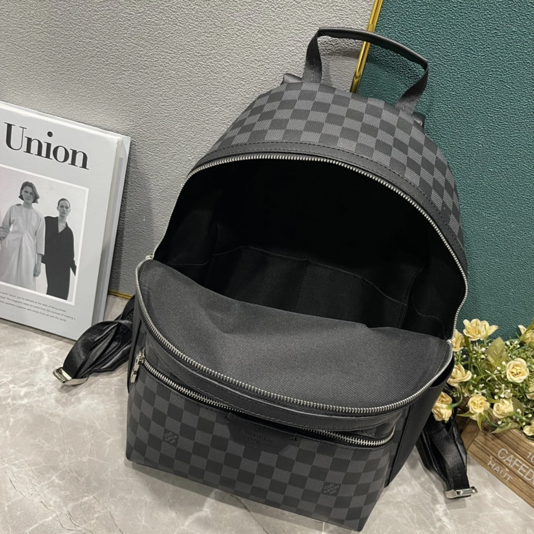 Sophisticated 3919 Louis Vuitton AAA Quality Backpacks For Unisex