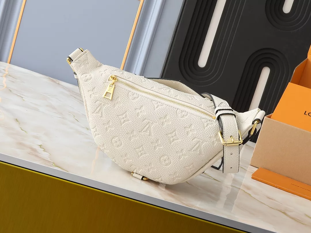 Sophisticated 3937 Louis Vuitton LV AAA Quality Belt Bags For Unisex
