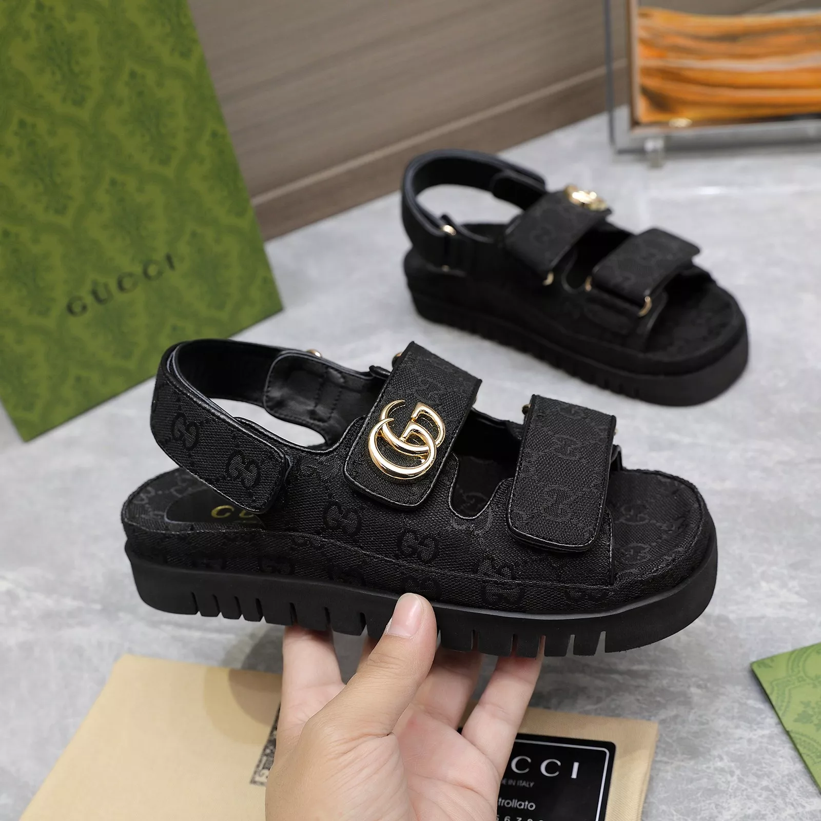 Sophisticated 3983 Gucci Sandal For Women