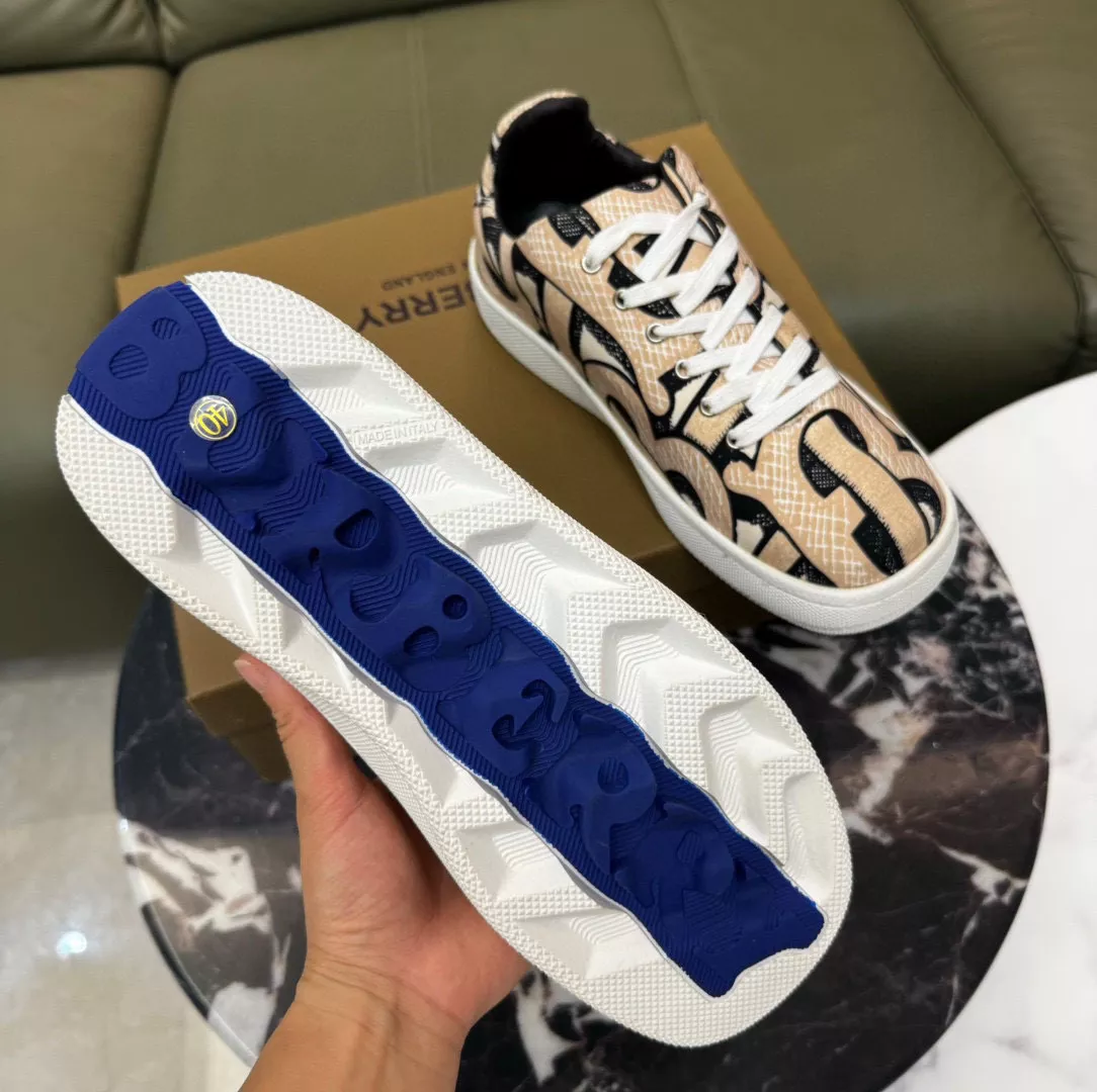 Sophisticated 4056 Burberry Casual Shoes For Men
